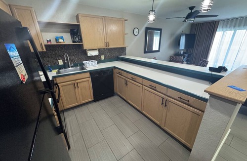 Kapaa Condo | Wake up to the sunrise from your balcony - Oceanfront 1 BR condo Pono Kai Kapa'a