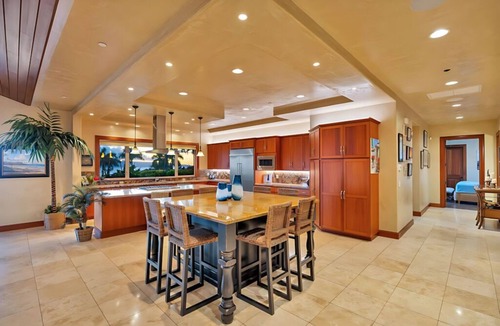 Historic Lahaina Front Street House | Wili Okai Villa