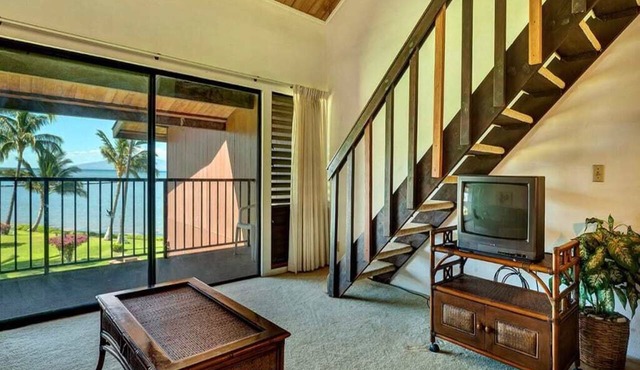 2-Level OF W/Lanai, WiFi and Kitchen–Molokai Shores in KAUNAKAKAI