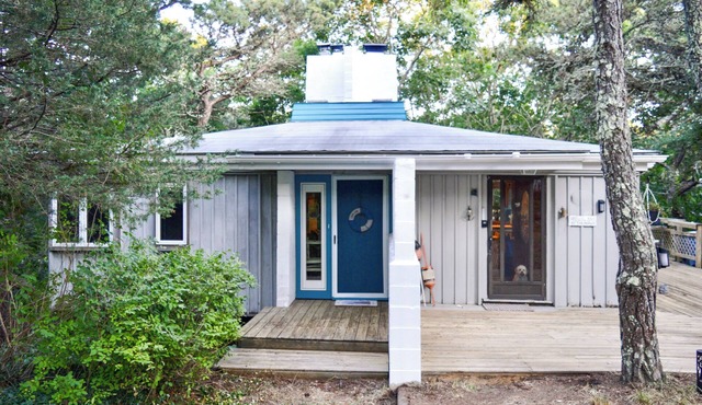 2 Mi to Beaches: Cape Cod Cottage w/Fire Pit in Truro