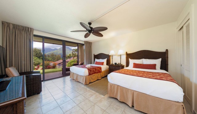3 Units | Full Kitchen | Outdoor Pool | #1 Best Value Resort in Kauai! in Princeville