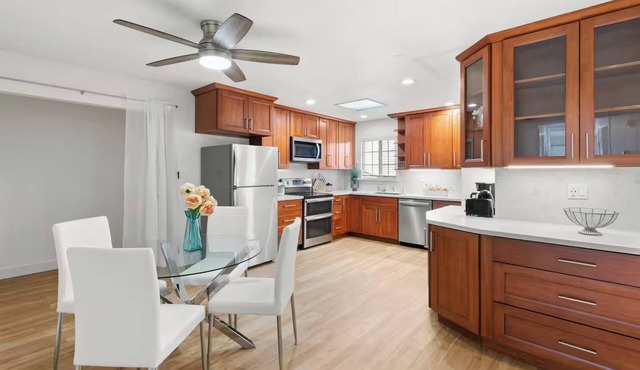 3BR Home Ideal for Work Trips, Family & Long Stays in Fremont