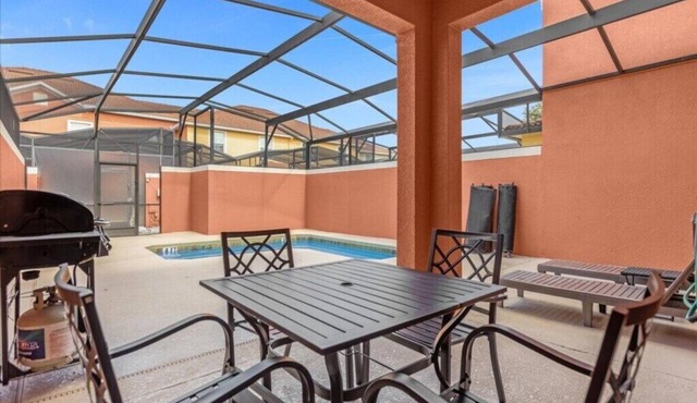 4 Bedrooms/3 Bathrooms/Paradise Palms (8925 BP) in Kissimmee