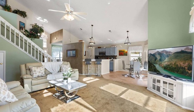 4BR | Heated Pool + Game Room | 15 Min Disney | Sleeps 11 in Kissimmee