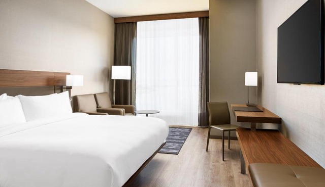 AC Hotel by Marriott San Francisco Airport/Oyster Point Waterfront in South San Francisco