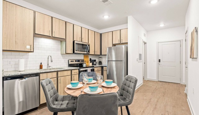 Adeline Apartments 15m to Parks, Pet Friendly, Free Parking by Heavenly Homes in Kissimmee