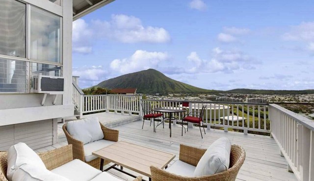 August Special! Hawaii Kai Dream with Ocean Views & Big Lanai in Honolulu