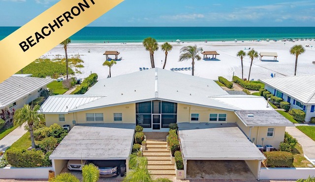 Beachfront - Family-Friendly Beach Escape with Pool, Porch & Sun-Filled Fun – Aloha Kai #24 in Siesta Key