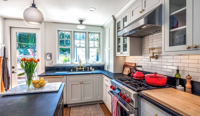 Cedarhaüs - Charming Queen Anne Cottage in Seattle