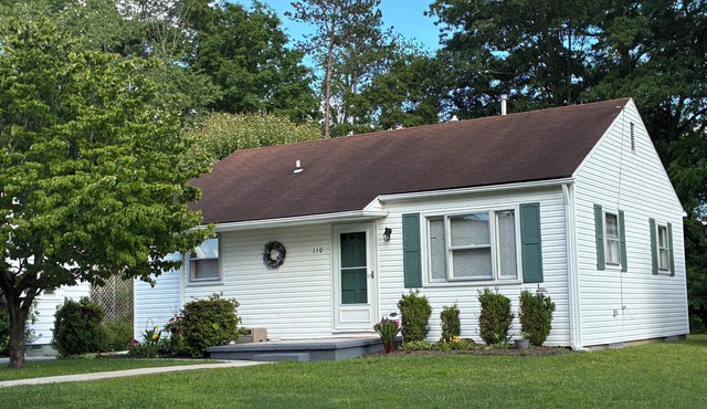 Close to National Park, Rock climbing, rafting, hiking, splash pad & playground. in Fayetteville