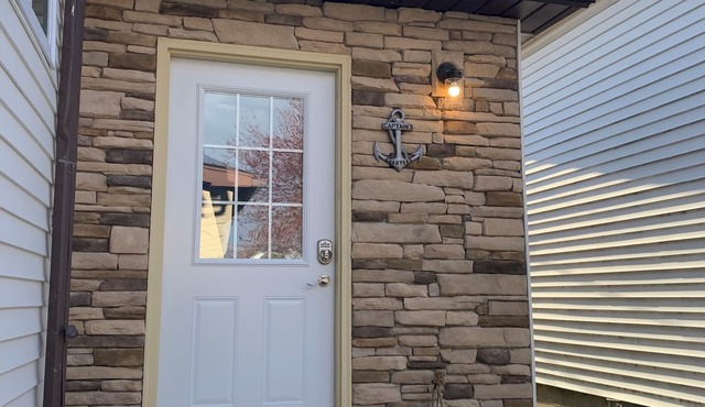 Cozy Studio In Private Beach Community Near Cedar Point and Kalahari in Huron