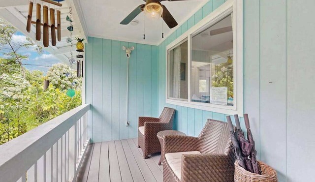 Dog-Friendly Pahoa Home Near the Ocean with Lanai, W/D & WiFi