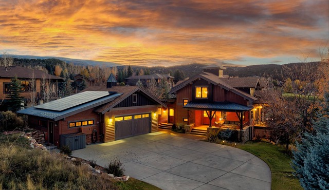 Eagle's Landing, a luxury 5BR Home in Eagle Ranch-Perfect for Groups & Families! in Eagle