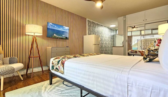 Furnished monthly rental Waikiki Neighborhood 305 in Honolulu