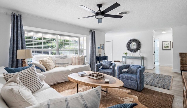 Great Location: super comfort & style Boca-Drfld - 1.5mi to beach! in Lighthouse Point