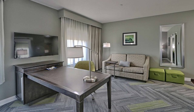 Hampton Inn & Suites Guthrie in Guthrie