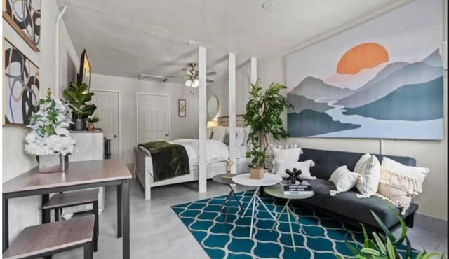 Inviting Oasis - Cozy, Spotless, and Comfortable Room in Pahokee
