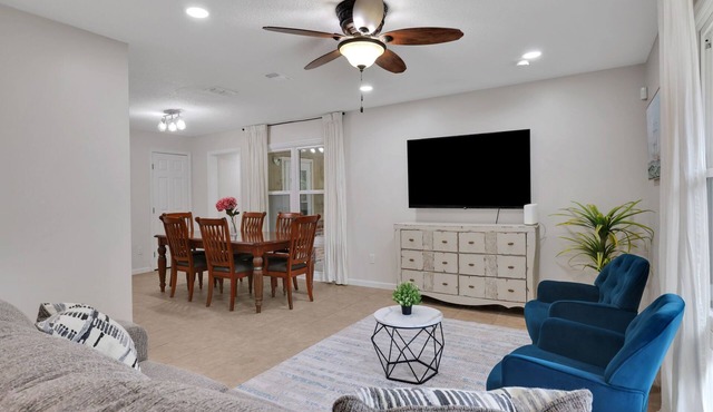 Large 5 BR 2.5 BA near Fleming Island and 295 in Orange Park