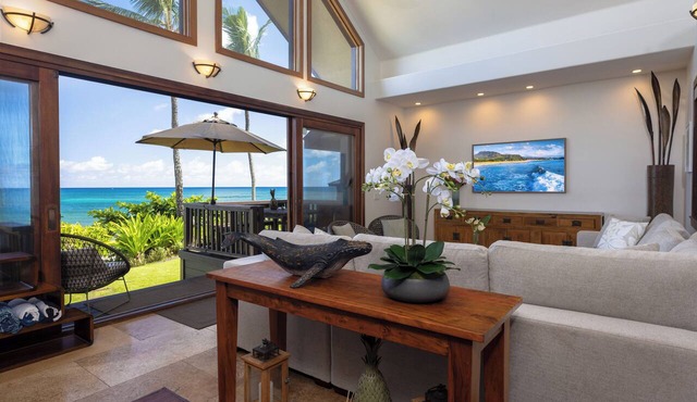 Large Luxury Beachfront Family Estate Chun's Reef A/C Hot Tub
