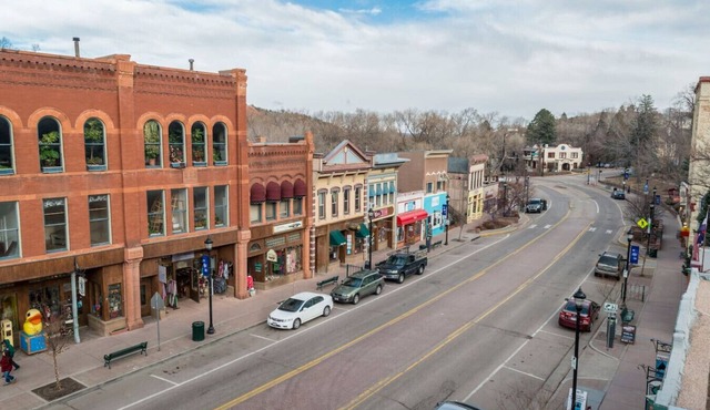 Manitou Loft in Manitou Springs