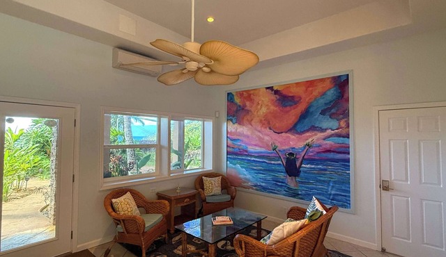 Maui Beach House Bed & Breakfast - 3 Rooms | Beach | Free Breakfast in Lahaina