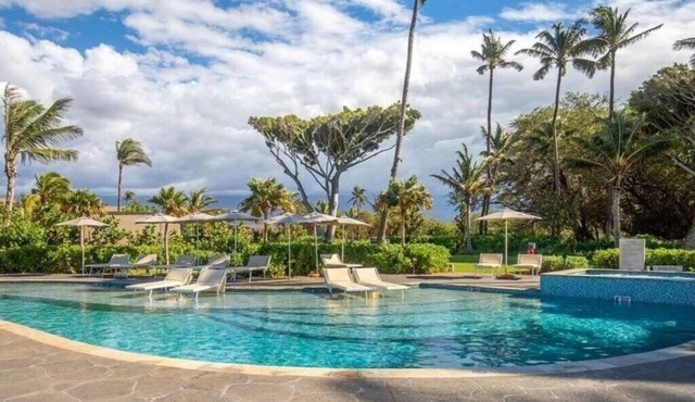 Maui | Premium Romantic Retreat | Pool + Beach Access in Kihei