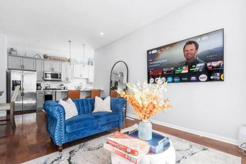 Modern 3 Bed Apt Parking W D in Schenectady