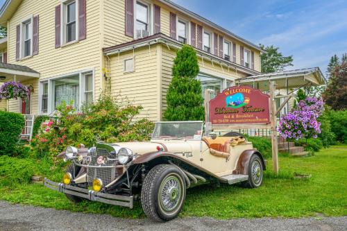 Mountain Treasure Bed and Breakfast in Maplecrest