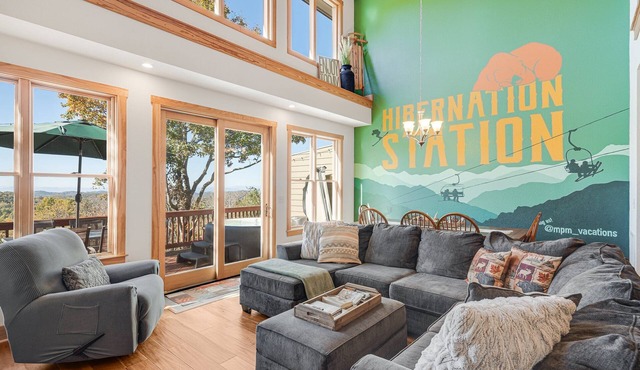 Mountain Views - Hot Tub - Game Room - Near Hatley Pointe in Mars Hill