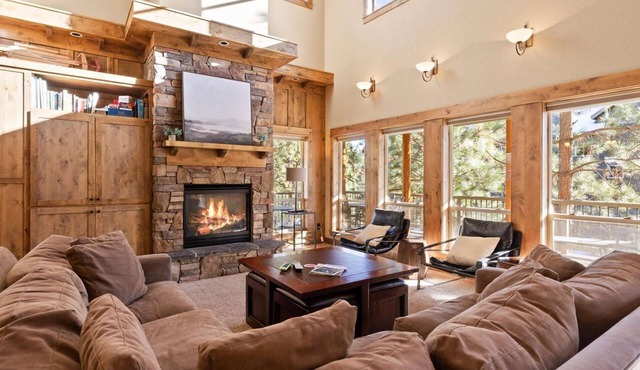 New! Huge Bend Vacation Home | Near Downtown & Ski Resort in Bend