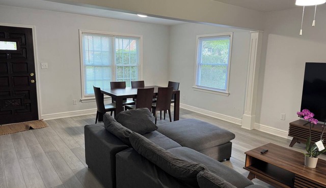 Perfect 3-bedroom house with AC in beautiful Parma Heights in Parma Heights