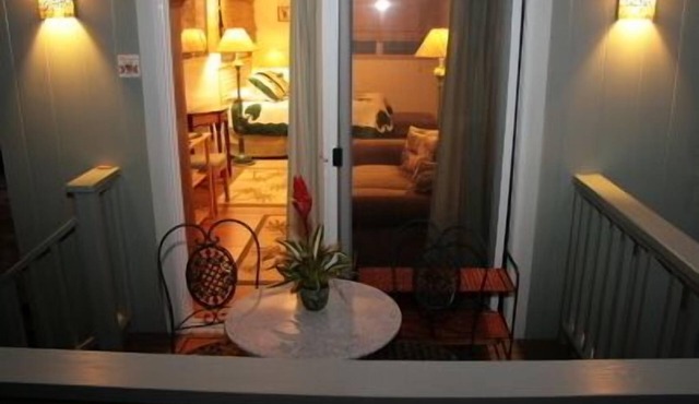 Plantation Style Studio & Courtyard Garden In Koloa in Koloa
