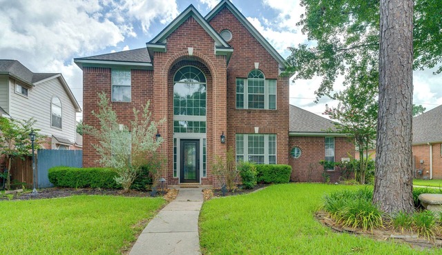 Pool & Shared Game Area! Home 7 Mi to Dtwn Tomball in Tomball