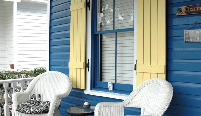 Quaint Downtown Small Apt. Just Park Your car and Walk Everywhere in Town in St. Augustine