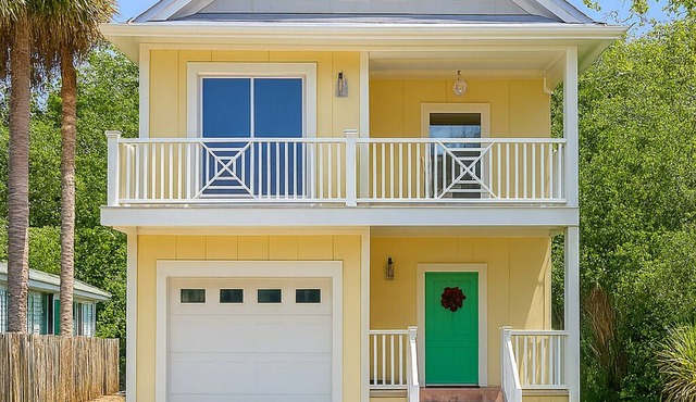 Riberia Riviera. A charming spacious 3/2 in heart of Old City in St. Augustine