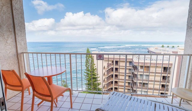 Royal Kahana 1104 - Oceanview Studio - Summer and Fall Savings! Free Activities! in Lahaina