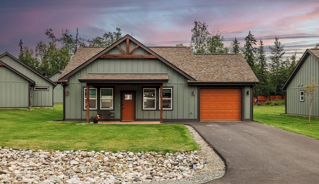 Stoneridge Place Cottage #2 - Vacation or Executive Retreat 2BR 2BA Garage! in Wasilla