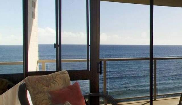 Stunning Oceanfront Condo with A/C. You Will Not Be Disappointed