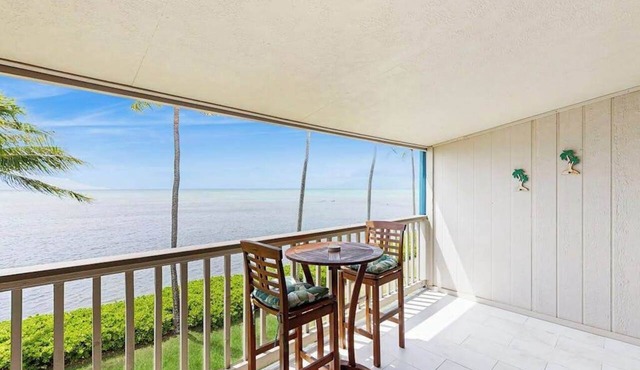 Take In Water Views from a Third-Floor Oceanfront Condo with Pool in Kaunakakai