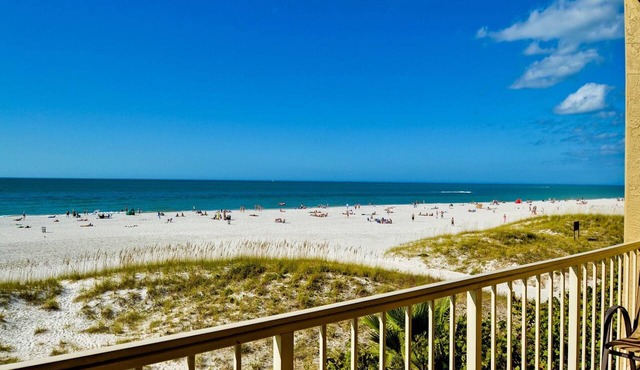 Villas of Clearwater Beach 8A Beachfront Condo in Clearwater Beach