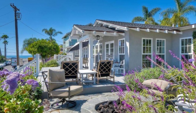 Walk to Beach, AC, Firepit, Grill in Carlsbad