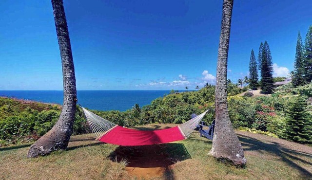 Waterfront Princeville Condo with Pool, Hot Tub, Loft & Ocean Views in Princeville