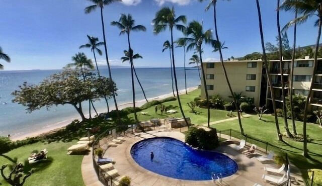 Where Blue Waters Beckon Maalaea Remodeled 2BR Condo Ocean Views Harbor in Maalaea