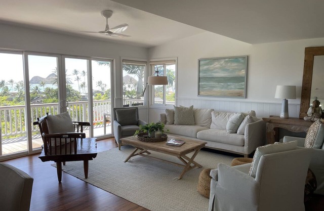 Heavenly Hale Best monthly Vacation rental - walk to beach! in Kailua