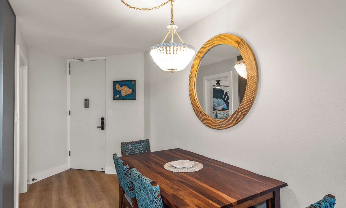 Kihei Apartment | Hip Hawaiian Seaside Vistas