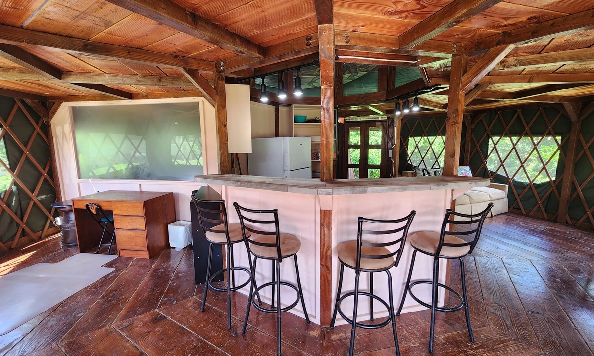 Mokuleia RV Rental | North Shore 2-Story Rustic Yurt Glamping Lodge Tropical Nature Rental Near Beach