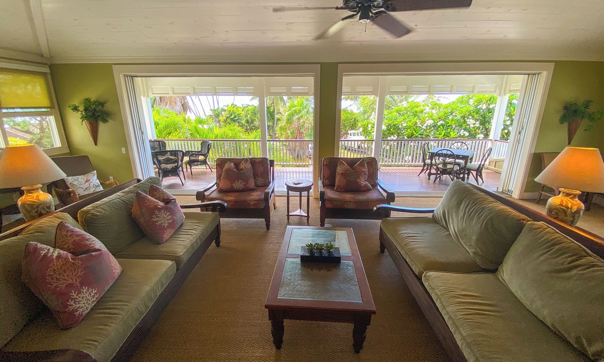 Kekaha House | Gorgeous 3br Kekaha Beachfront Home for 6!