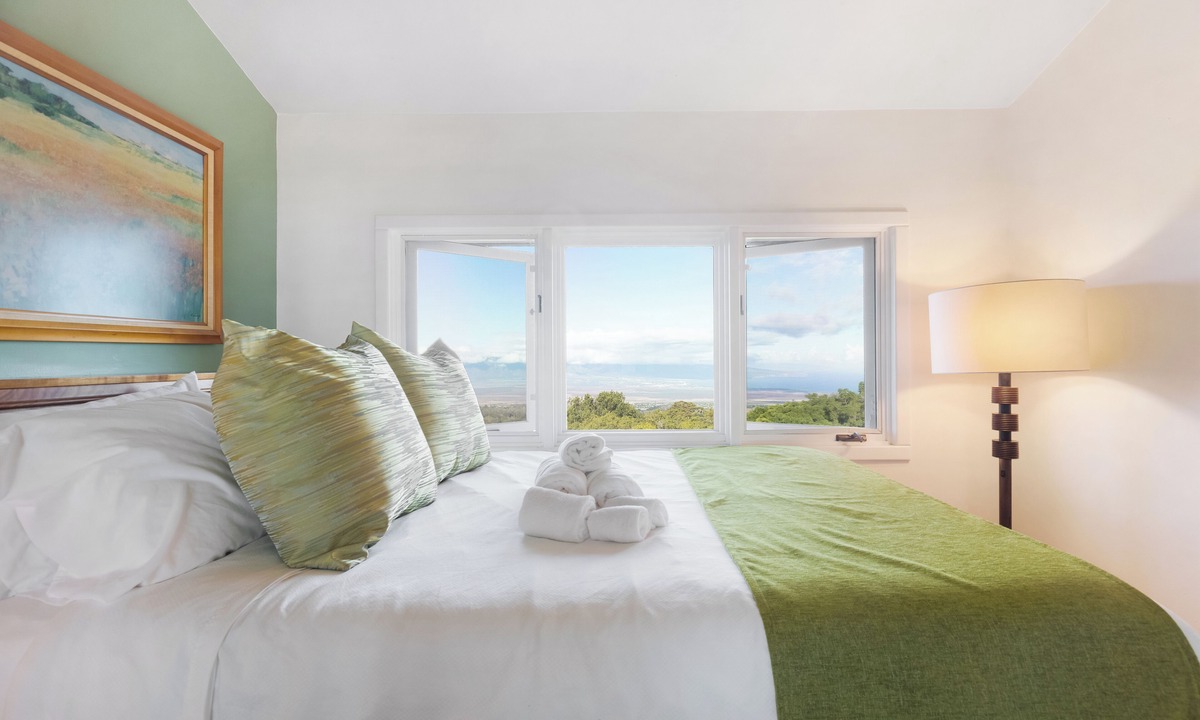 Makawao House | Exceptional Upcountry Villa with breathtaking views