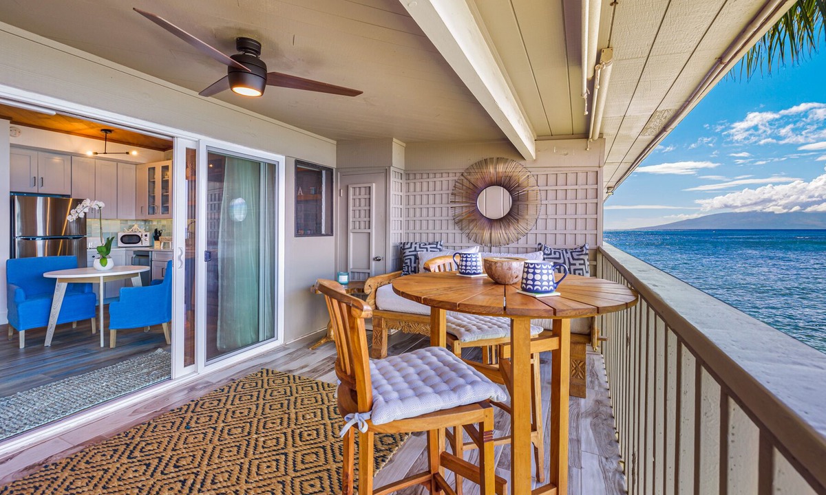 Kahana Condo | Chic Island Living overlooking ocean-Pohailani 210-Comfy Lanai daybed-Cold AC