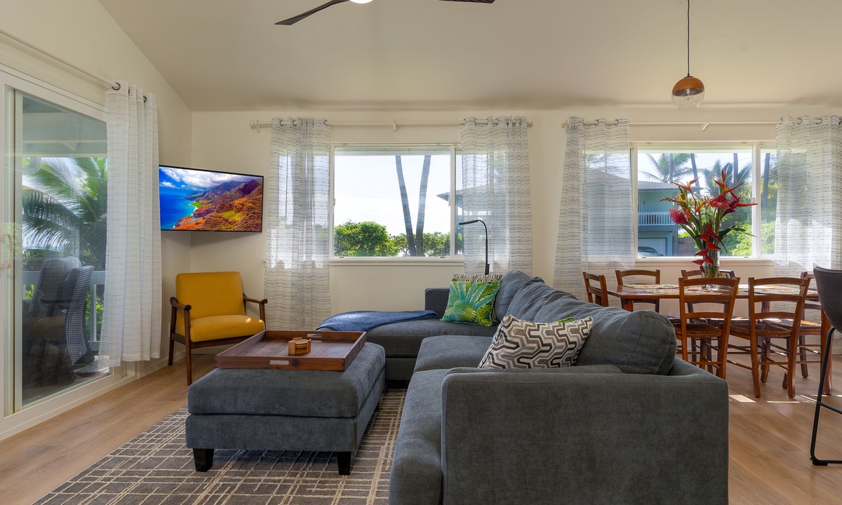 Anahola House | Oceanfront Beach House - Spectacular Views & Privacy